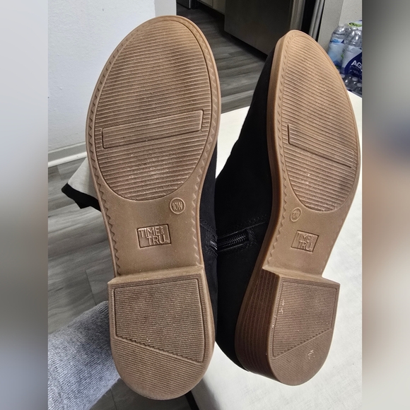 Time and Tru Black Ankle Booties - Picture 9 of 10